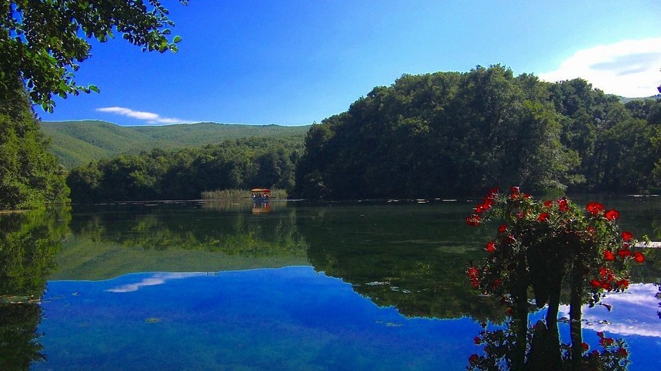 Foto von einem See in Nordmazedonien