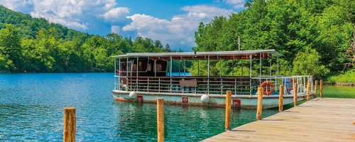Boat at the jetty, Plitvicer Lakes NP, Croatia