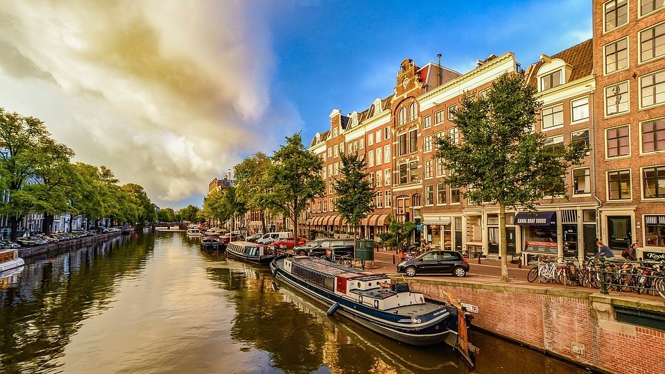 Foto von einem Kanal in Amsterdam / Niederlande