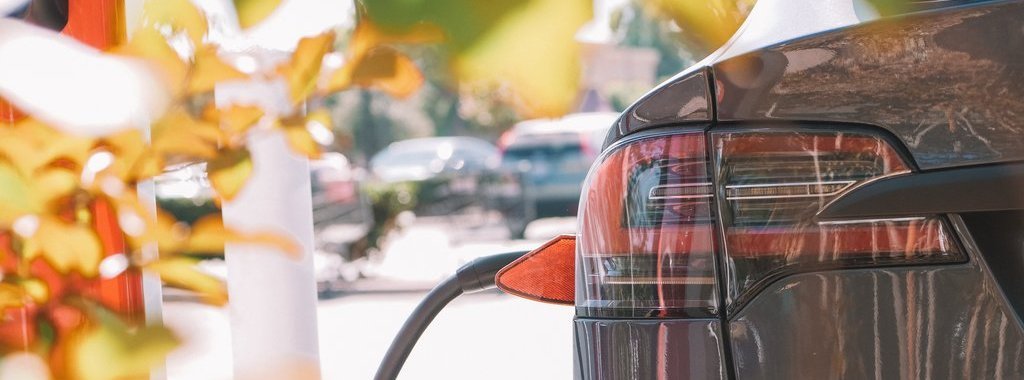E-Auto wird geladen