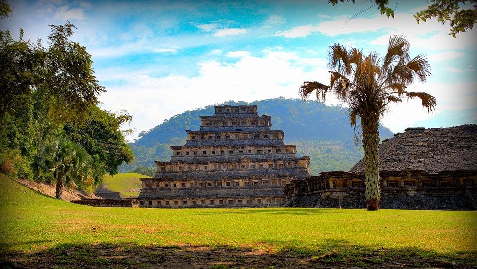 Foto einer Maya Pyramide in Mexiko