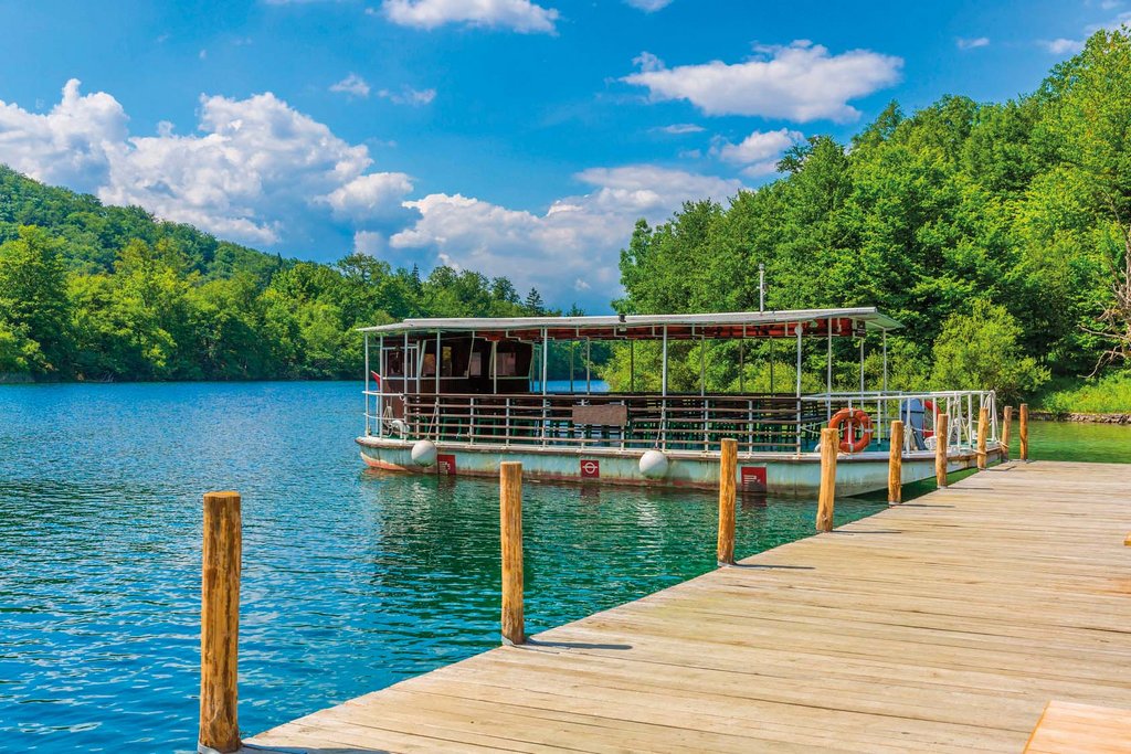 © Retter-Reisen Boat at the jetty, Plitvicer Lakes NP, Croatia
